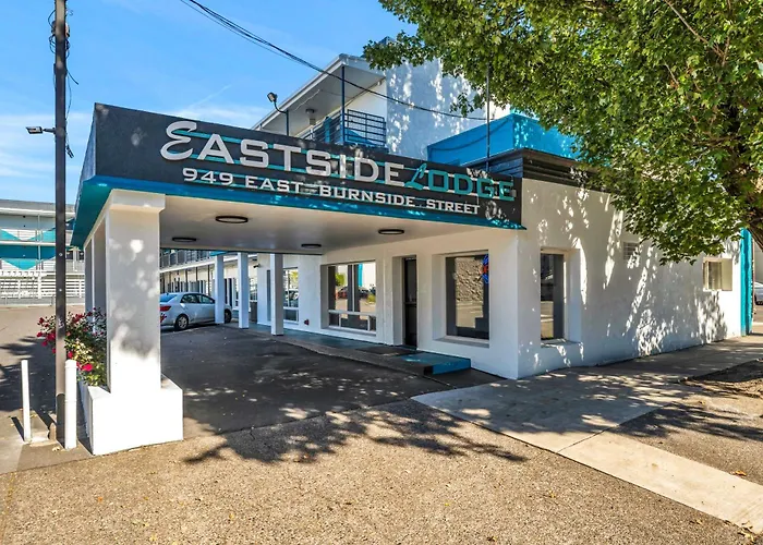 Eastside Lodge